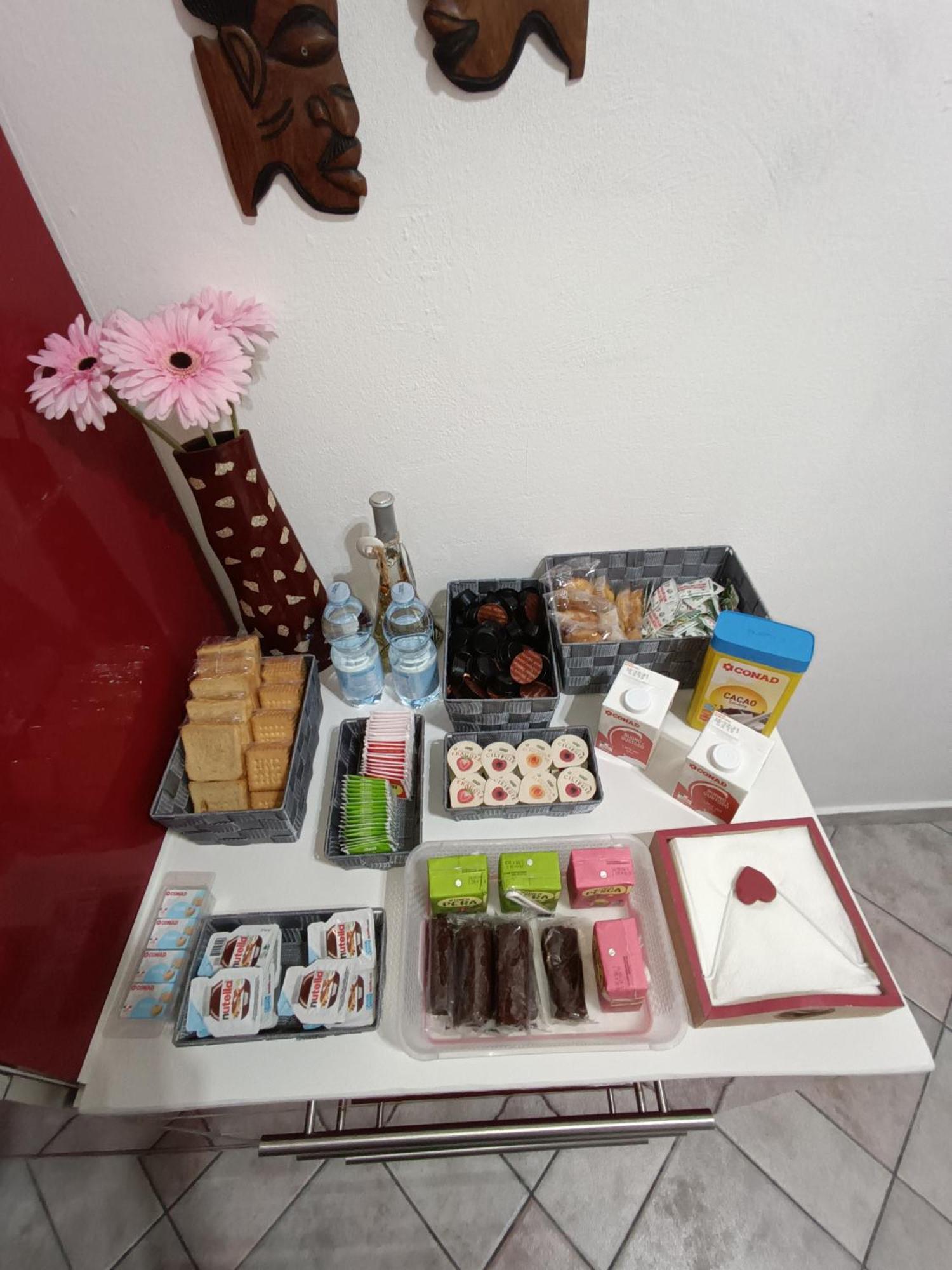 Casa Vacanze Completa Di Tutto E Anche Di Piu 리보르노 외부 사진
